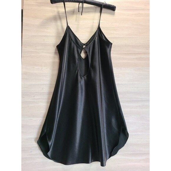 Intimate Moods Black Satin Robe & Gown Set Size M Keyhole Slip with Hanger - Picture 4 of 8